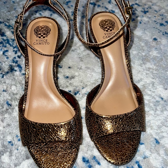 Vince Camuto Gold Strappy Heels - Size 8 1/2 - Picture 2 of 5
